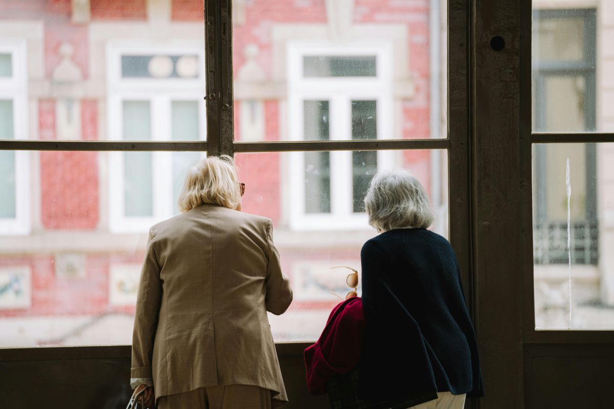 Der Wunsch vieler Senioren: Eigenständig wohnen trotz Pflegebedarf